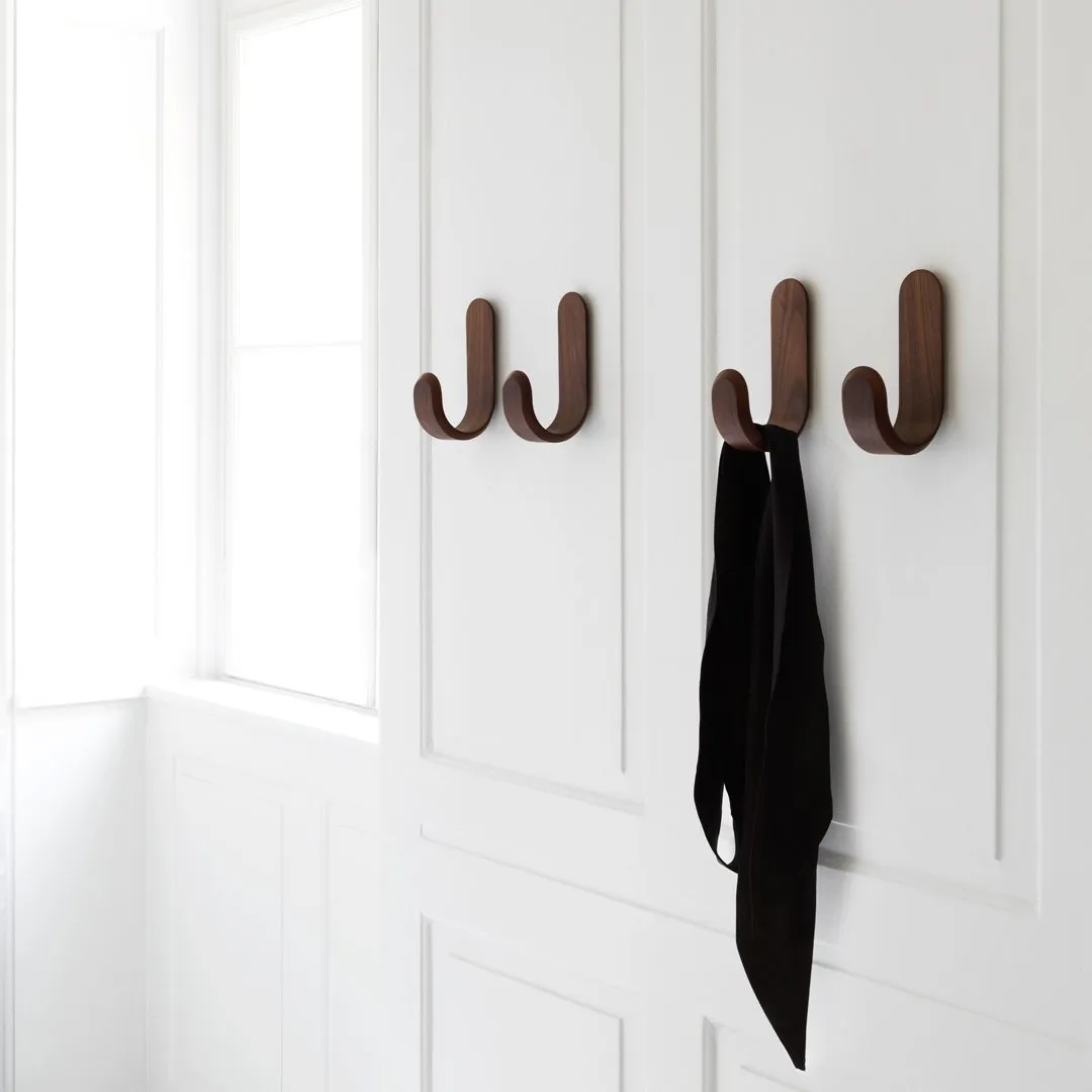 Curve Hook