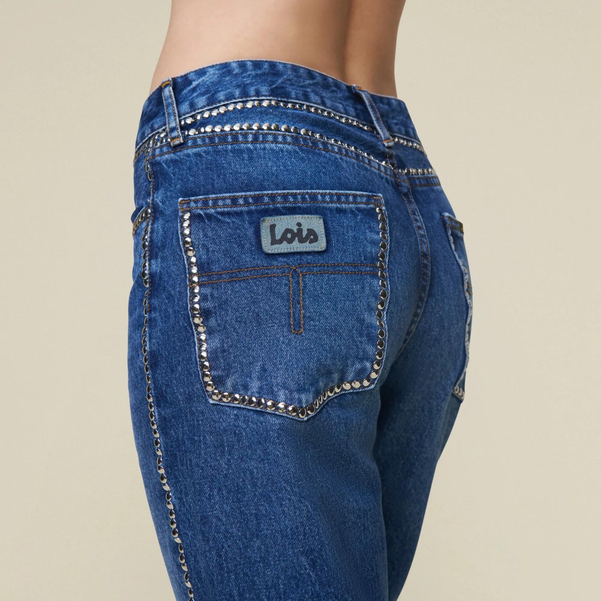 Dana Jackson Rivet - Mid Rise Straight Fit