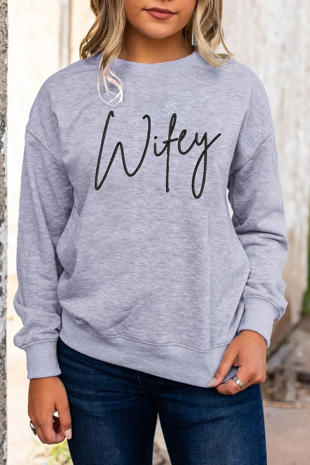 WIFEY Graphic Dropped Shoulder Sweatshirt